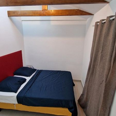 Le 23 Aparthotel โคล็อมบ์ ภายนอก รูปภาพ